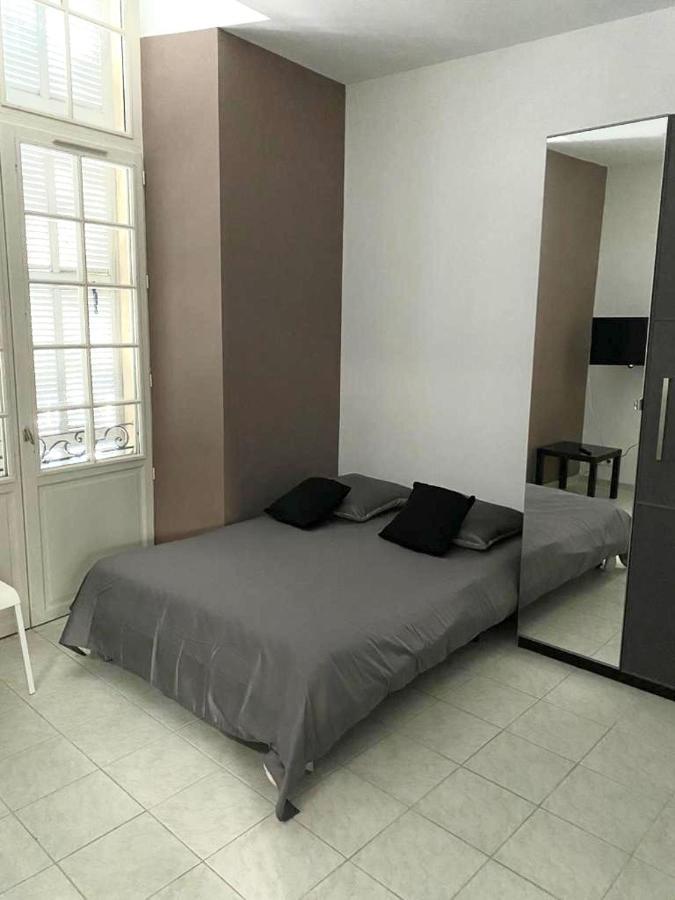 Five Stars S2 Aparthotel Marseille Exterior photo